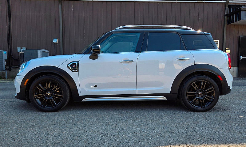 2020 Mini Countryman...