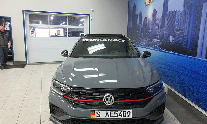 Volkswagen Jetta Gli...