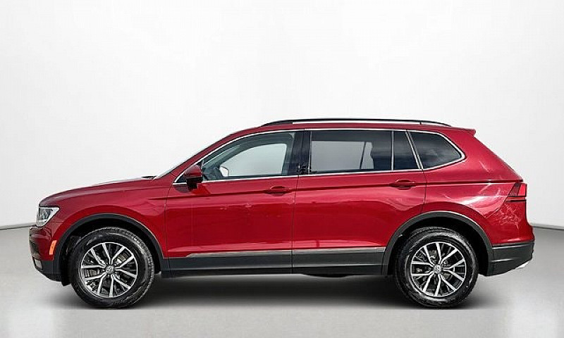 2018 Volkswagen Tigu...