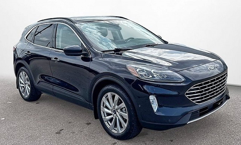 2021 Ford Escape Tit...