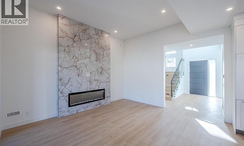 1125 Antler Drive Pe...