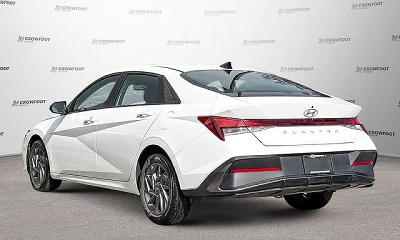 2025 Hyundai Elantra...