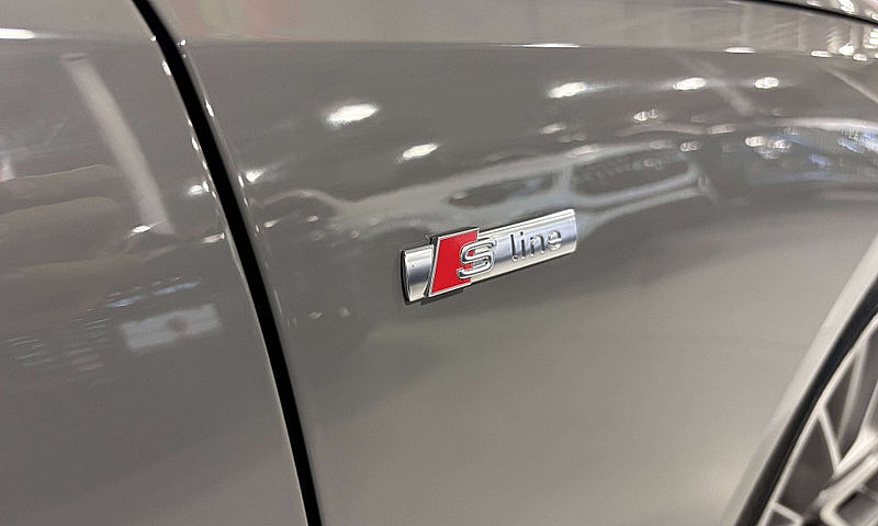 2020 Audi A4 Technik...