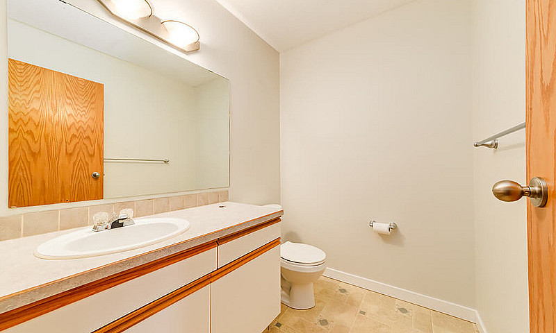 Modern Townhomes Wit...