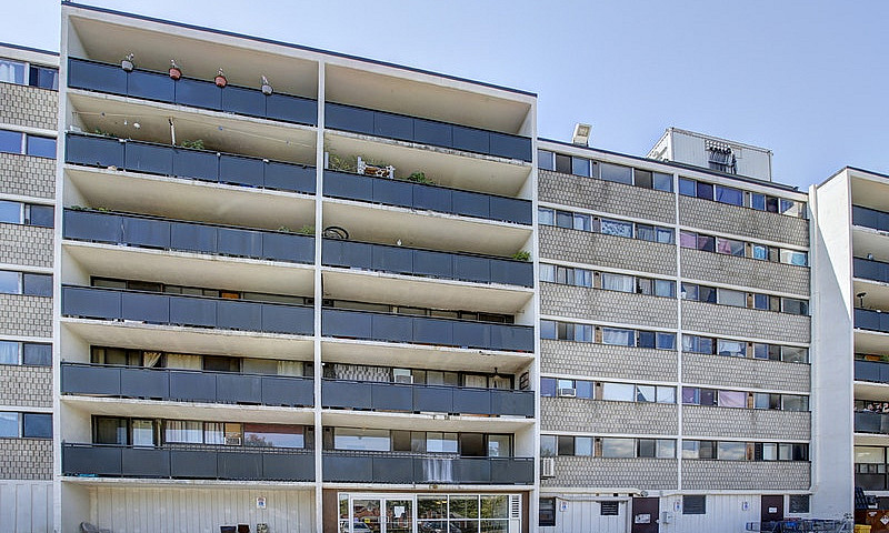 Oshawa 2 Bedroom Apa...