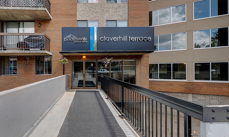 2 Bedroom - 5925 63 ...