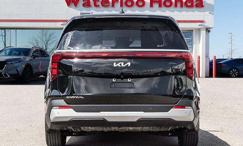 2025 Kia Carnival Lx...