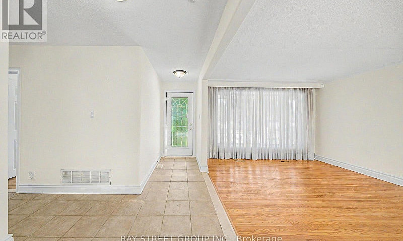 32 Alanadale Avenue ...