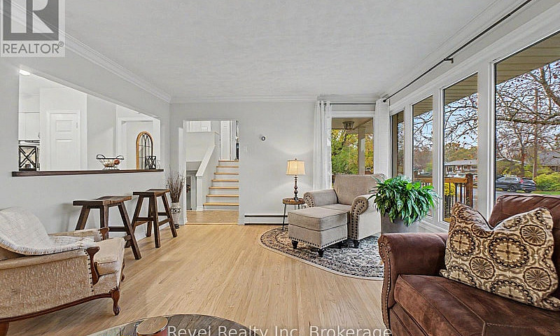 673 Laurentian Avenu...