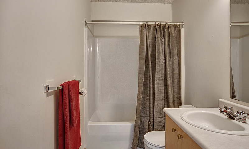 1 Bed X 1 Bath Apart...