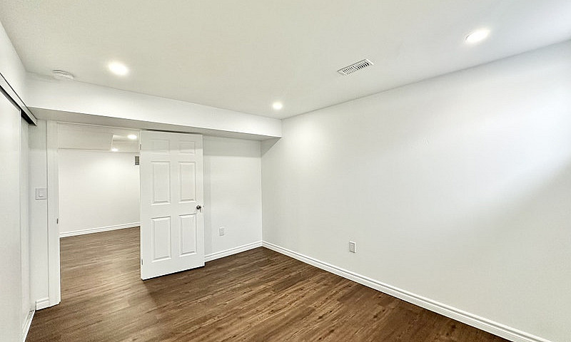 Modern 2-Bed, 1 Bath...