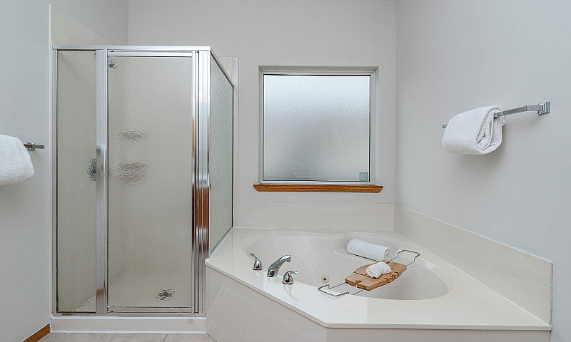 House For Sale 33 Br...