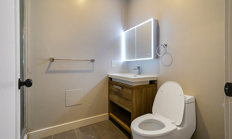 Luxe 2 1/2 Meublé – ...