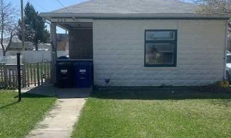 420 21 Street Fort M...