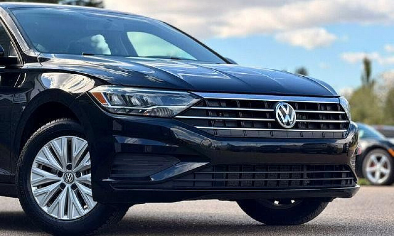 2019 Volkswagen Jett...