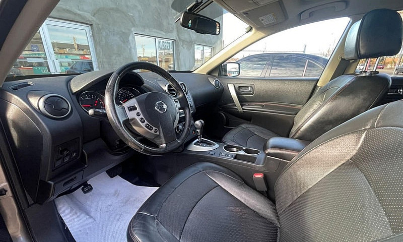2013 Nissan Rogue Aw...