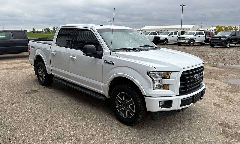 2016 Ford F-150 Crew...