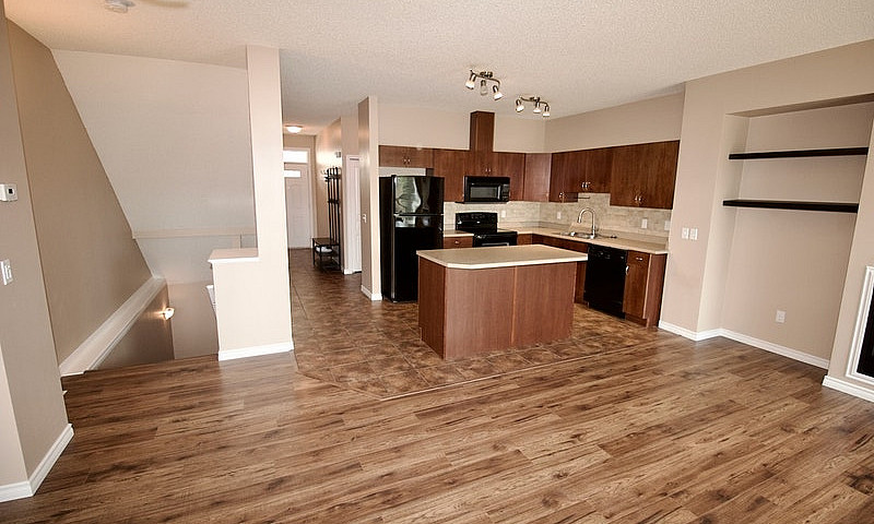 Silver Berry 2 Bed 2...