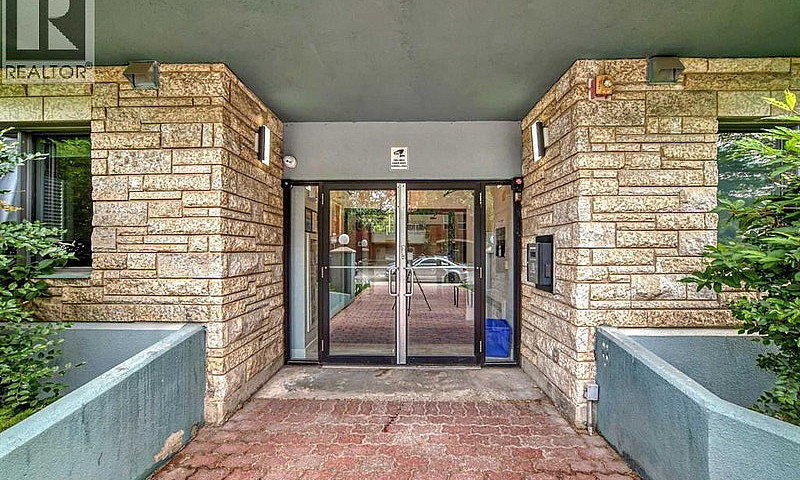 311, 328 21 Avenue S...