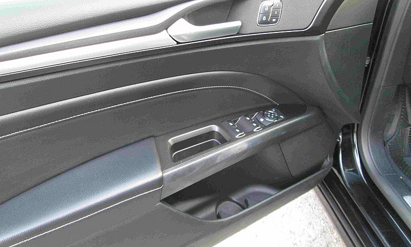 2018 Ford Fusion Tit...