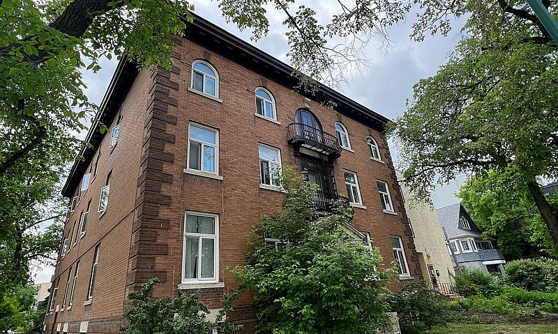 390 River Ave- Edwin...