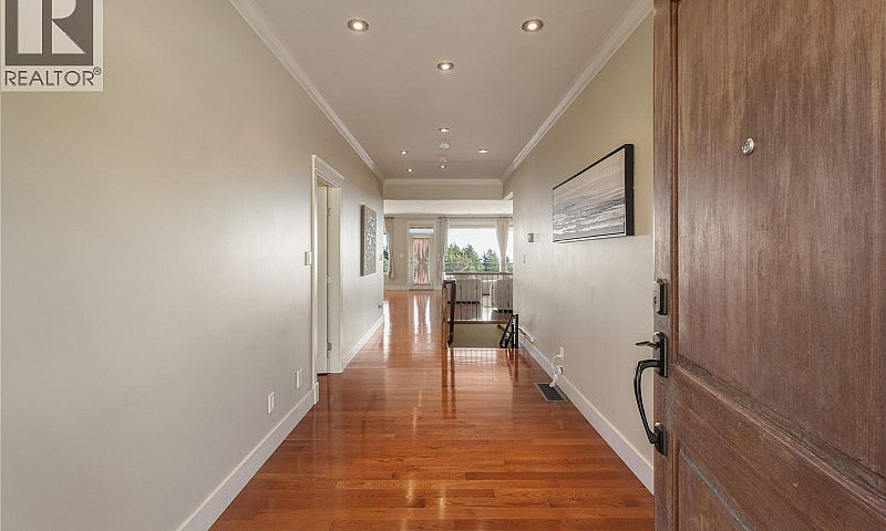 3387 Haida Dr Colwoo...