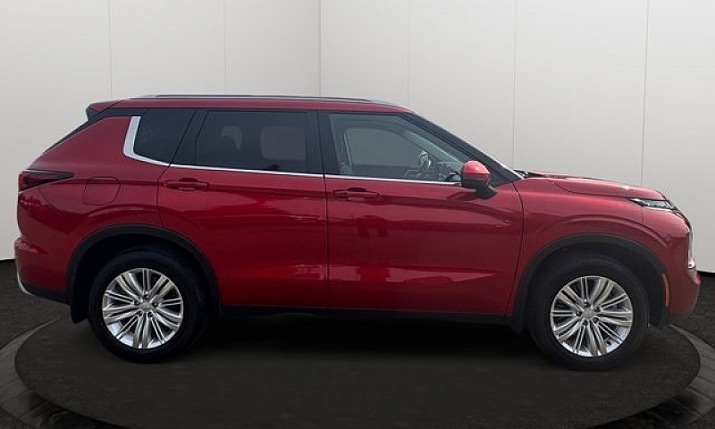 2024 Mitsubishi Outl...