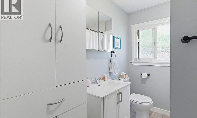 5148 Mary St Port Al...