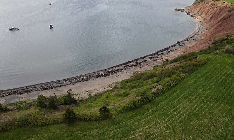 1.80 Acres Of Waterf...