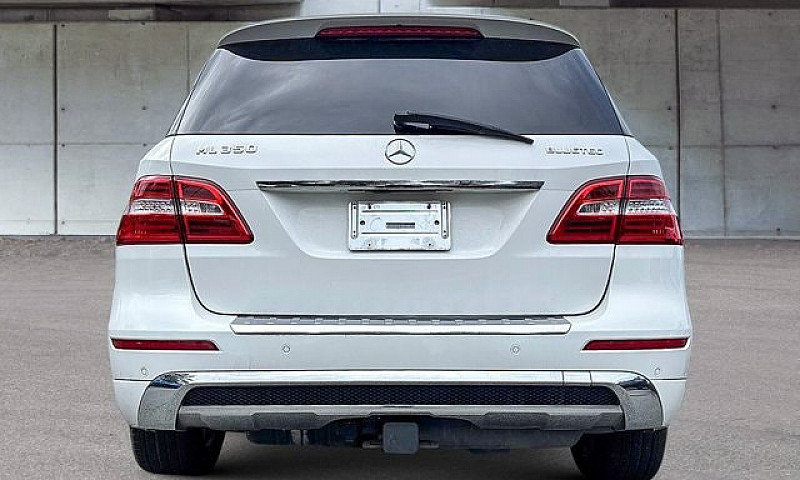 2014 Mercedes-Benz M...