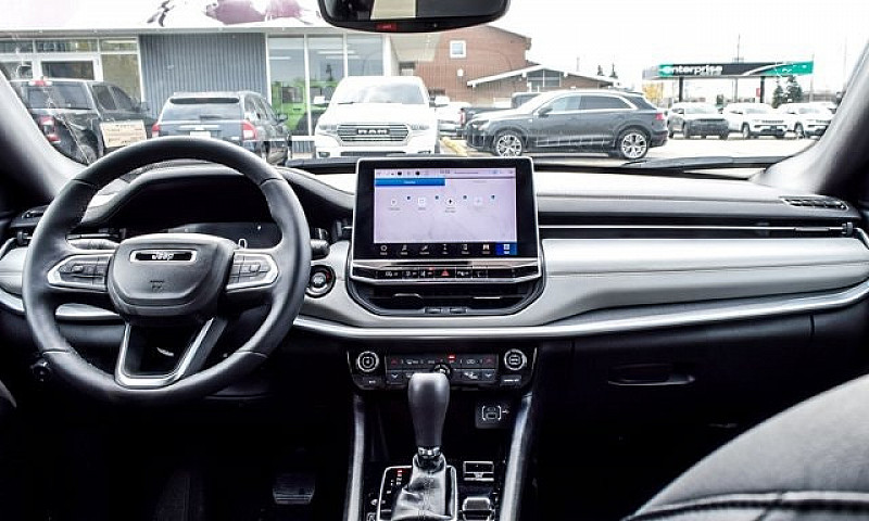 2024 Jeep Compass Li...