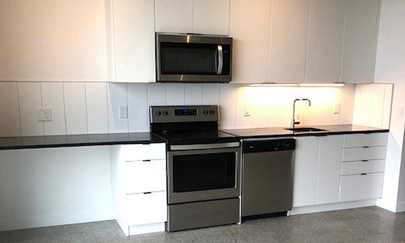 Centrally Located Mo...