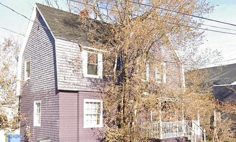 Large 4 Bedroom Hous...