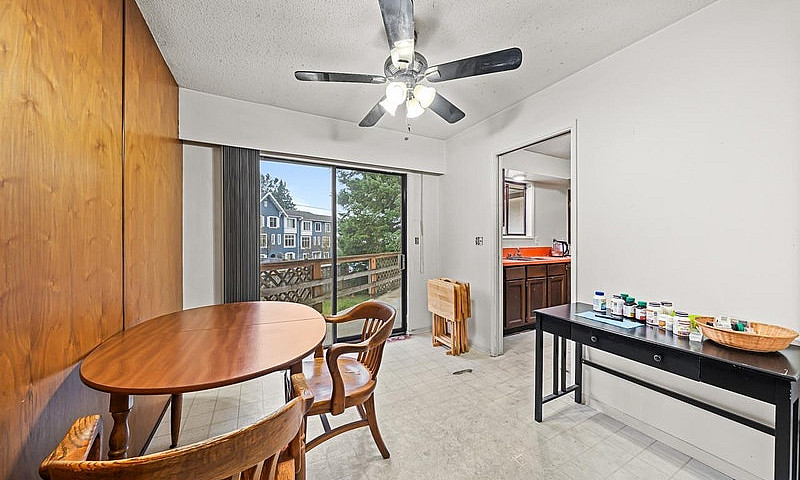 2751 153A Street Sur...