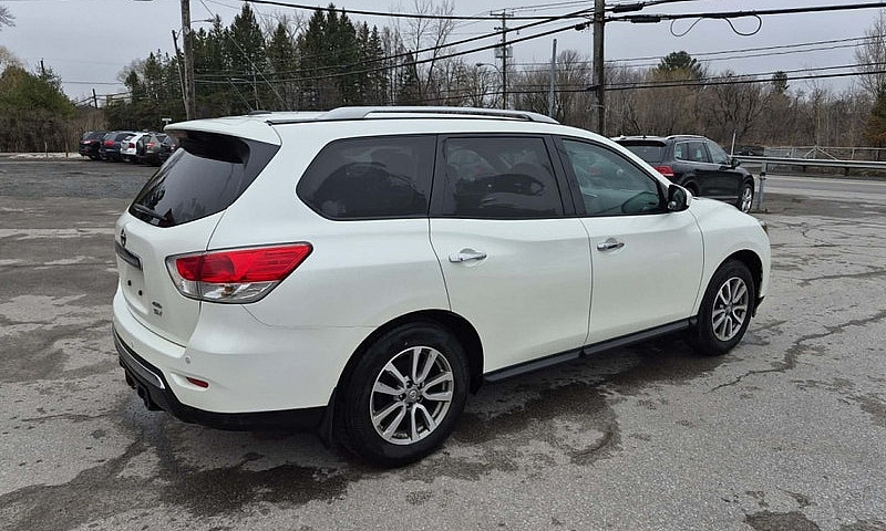 2015 Nissan Pathfind...