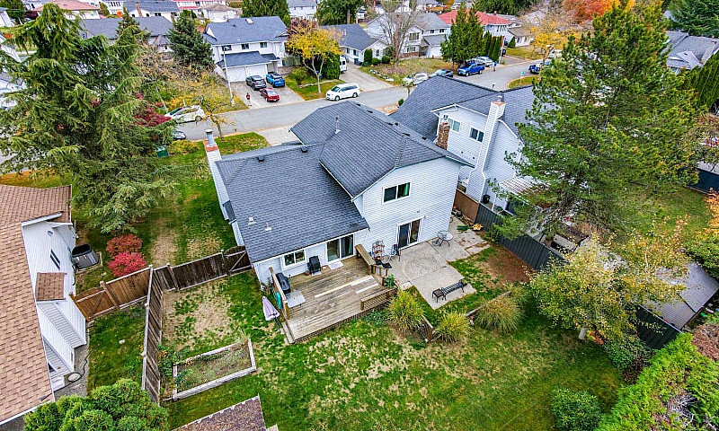 15276 95 Avenue Surr...