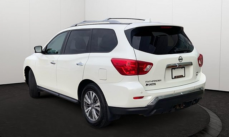 2020 Nissan Pathfind...