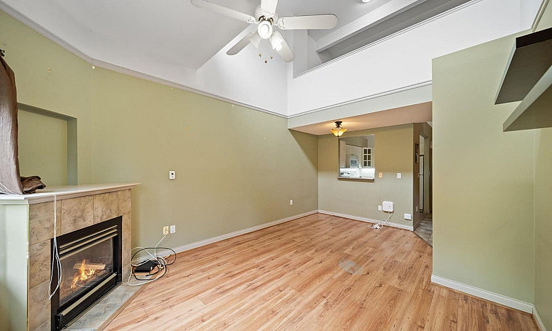 410 14377 103 Avenue...