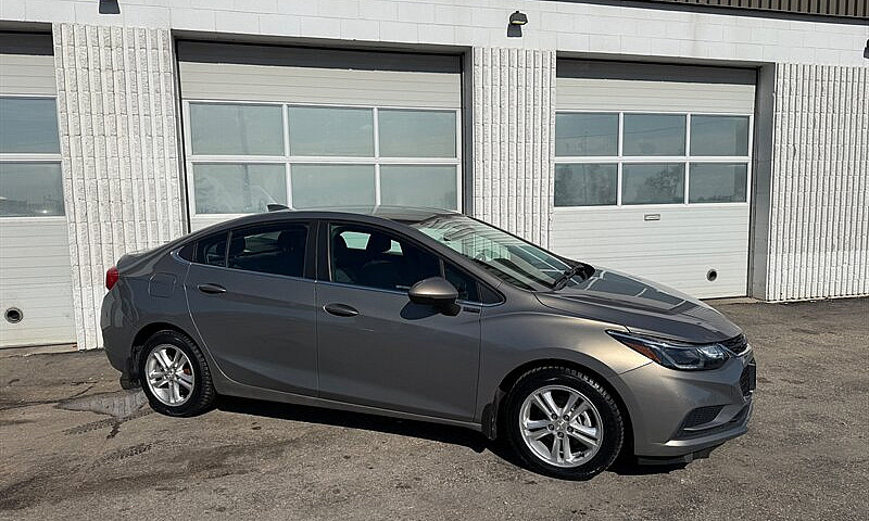 2017 Chevrolet Cruze...