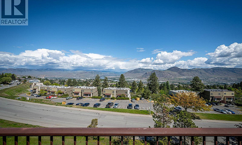 1810 Summit Drive Un...
