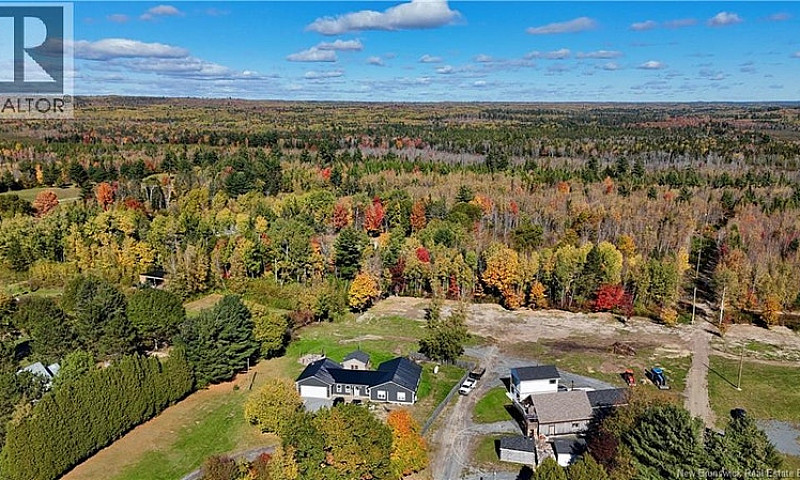 Lot Route 105 Mauger...