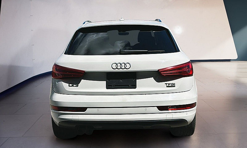 2018 Audi Q3 Progres...