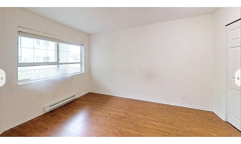 305 15268 105 Avenue...
