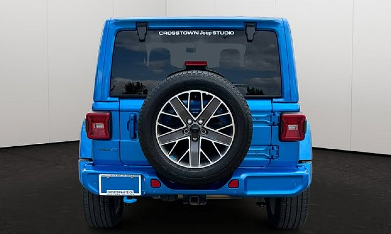 2023 Jeep Wrangler 4...