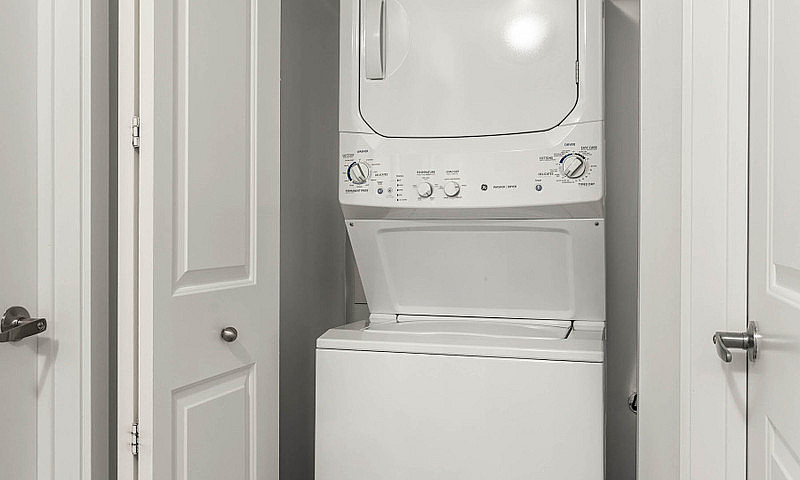 1 Bedroom Available ...