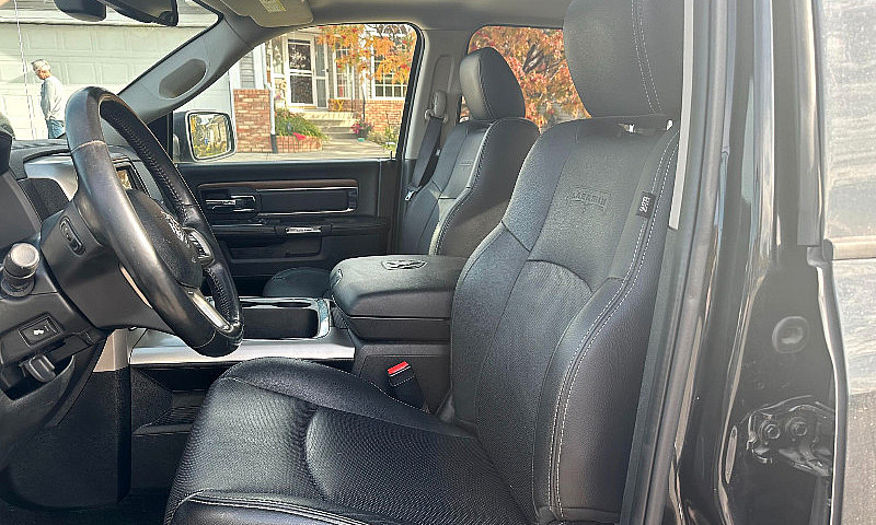 2017 Ram 1500 Larami...