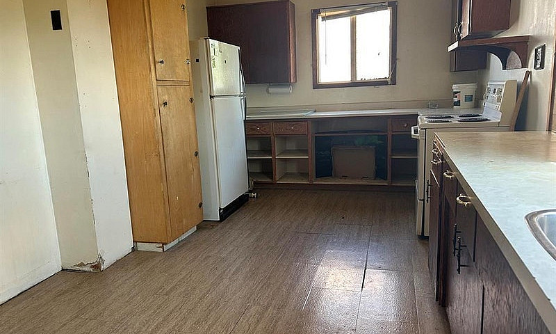 214 6Th Avenue Nw Mi...