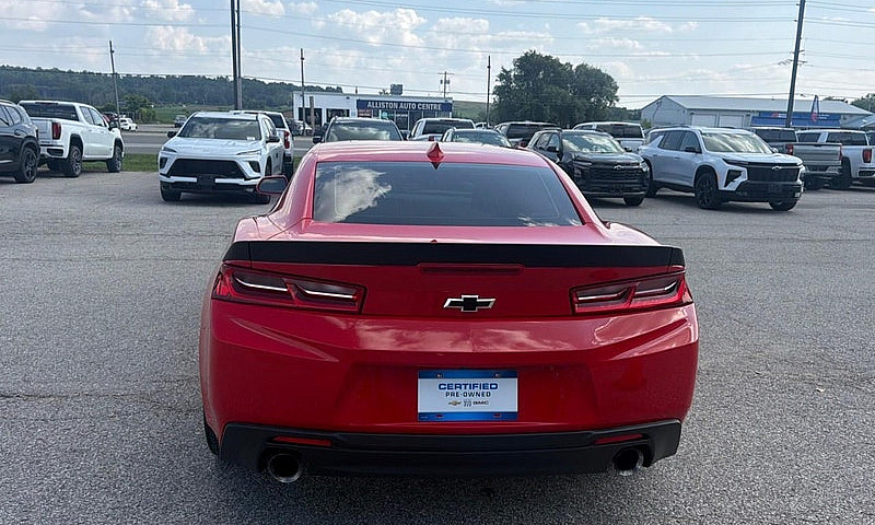 2018 Chevrolet Camar...