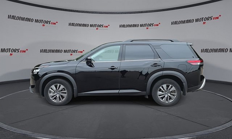 2024 Nissan Pathfind...