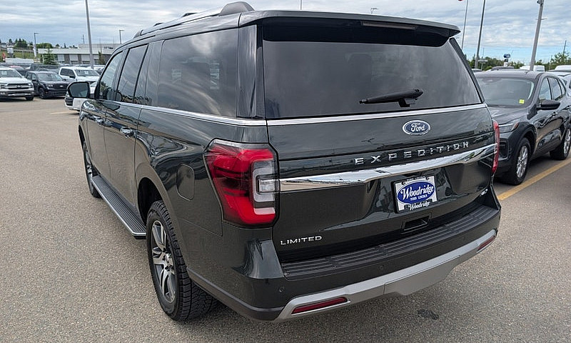 2023 Ford Expedition...